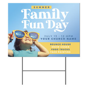 Summer Family Fun Day 18"x24" YardSigns